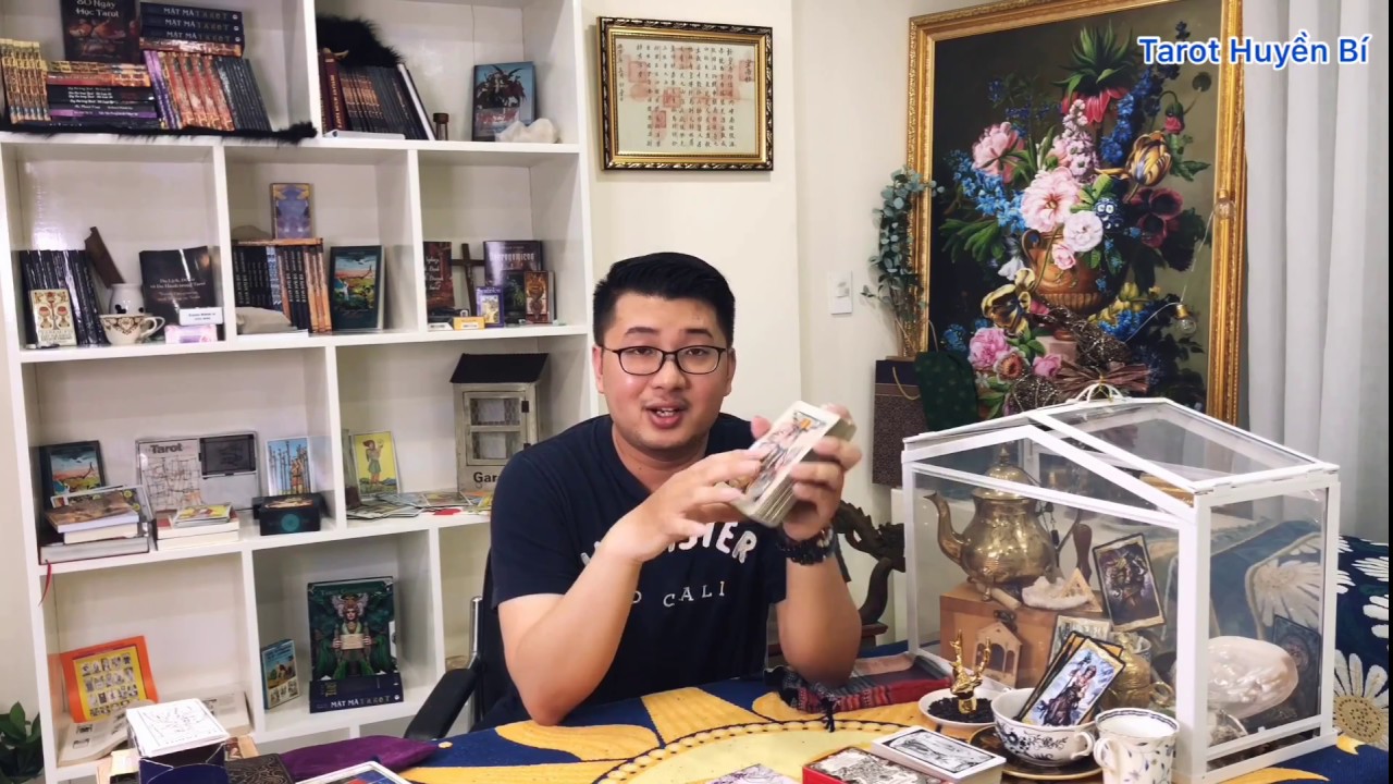 Tarot Vlog 3 - Chọn Bộ Tarot Đầu Tiên Như Thế Nào?