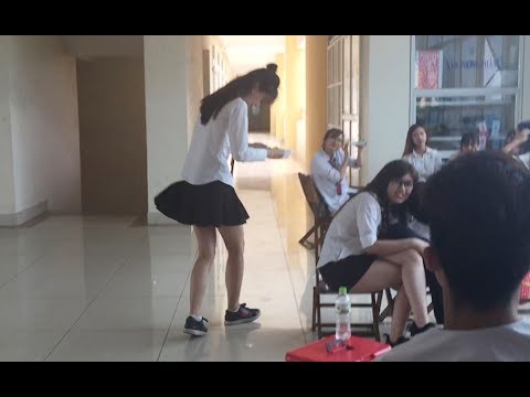 Nhật Ký Đi Quay: Đức giáo sư quay lén gió tốc váy mấy bạn nữ  - Lớp Học Bá Đạo - Phim cấp 3