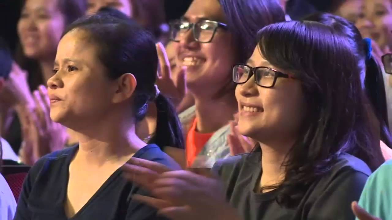 Cười Xuyên Việt phiên bản nghệ sĩ - Trấn Thành ca cải lương "tỏ tình" với Lan Khuê