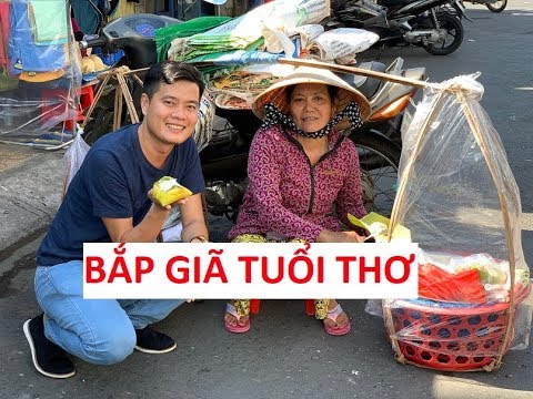 Mê món "bắp giã tuổi thơ", Khương Dừa ngồi ăn giữa chợ bị đuổi suốt!!!